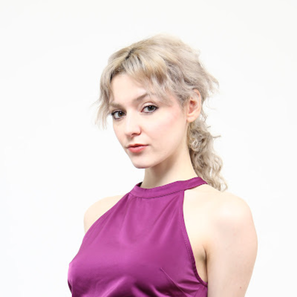 Meet your Posher, Isabella